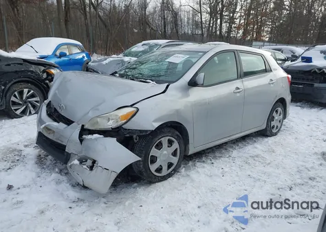 2010 Toyota Matrix z USA, uszkodzony, nr VIN 2T1KU4EE2AC358703